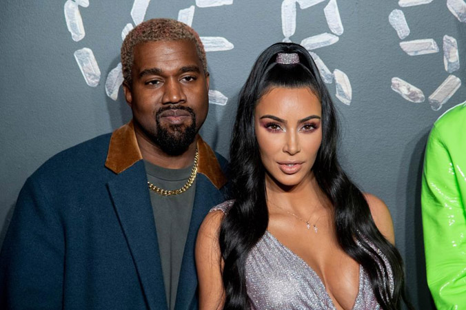 Kanye West ép nhân viên cũ xem ảnh nhạy cảm của Kim Kardashian