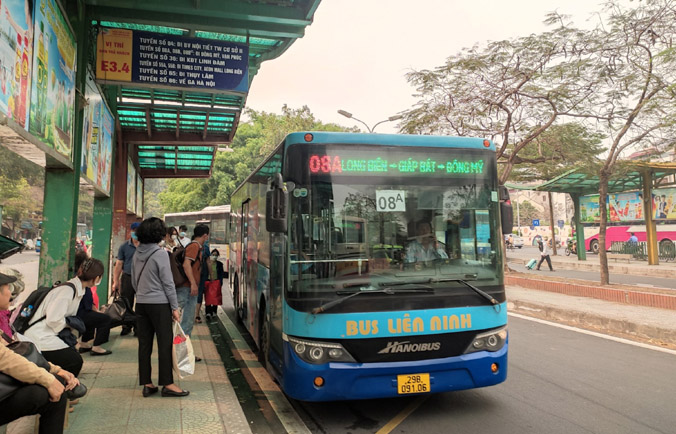 Làm rõ hành vi quấy rối nữ hành khách trên xe buýt ở Hà Nội