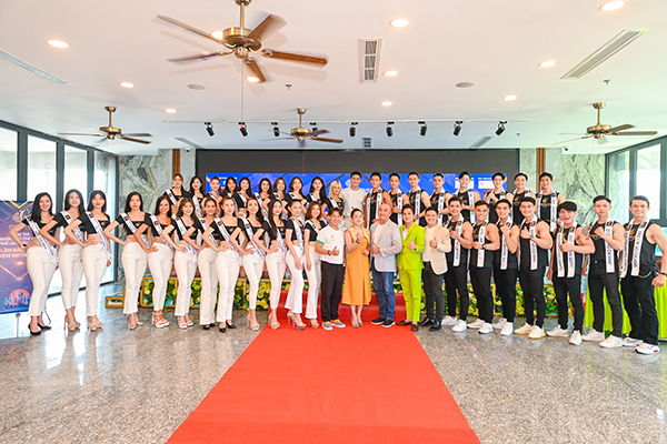 Ngắm 40 thí sinh Fitness Model World Vietnam 2022 