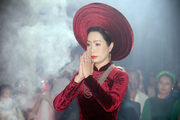  NSƯT Trịnh Kim Chi làm giỗ Tổ ngành Sân khấu năm 2023