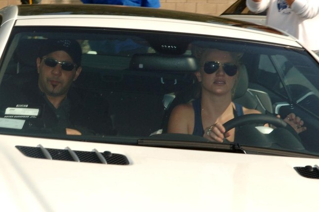 Tình trạng Britney Spears sau khi chồng kém 13 tuổi ly hôn